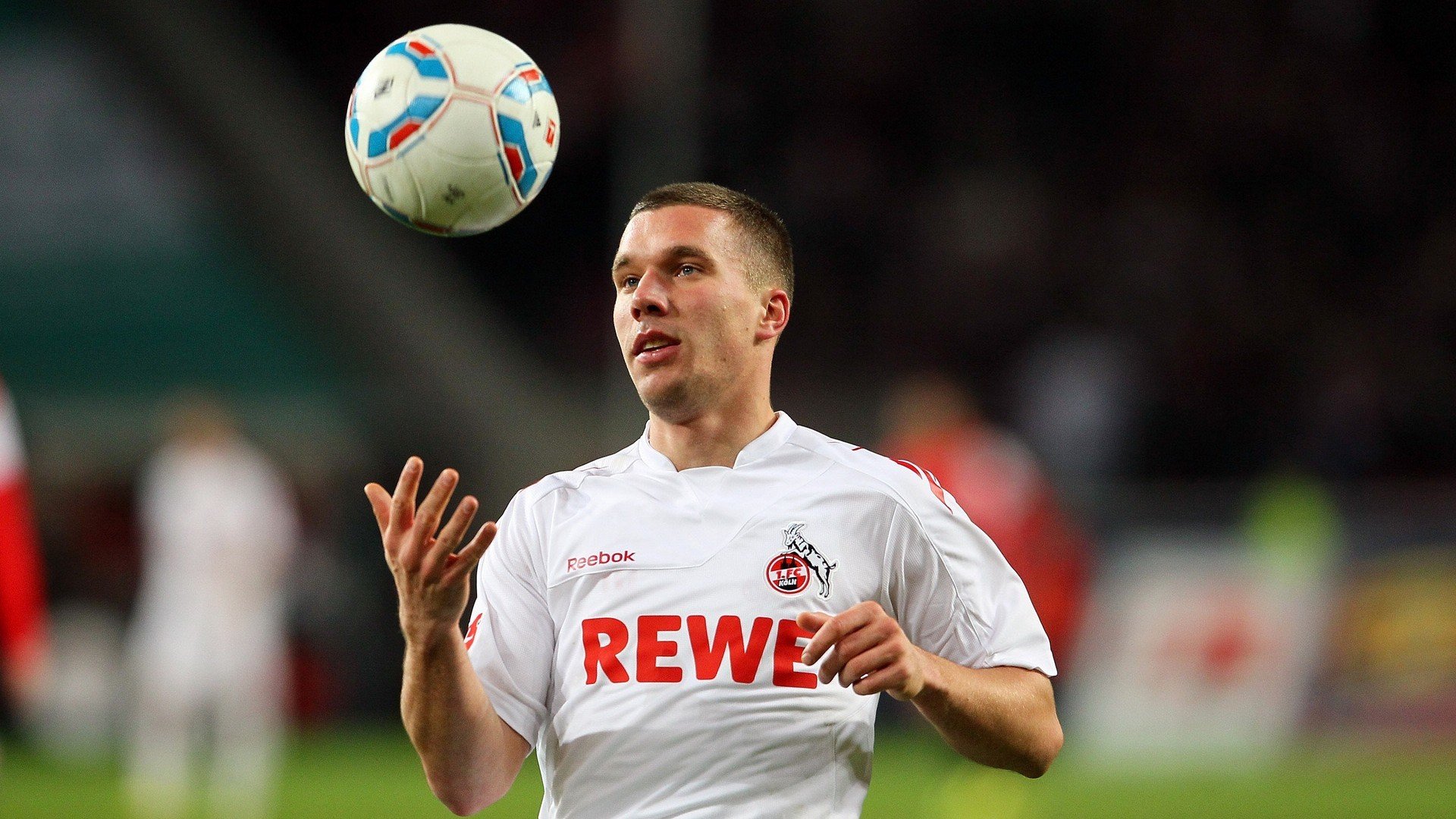 开云体育官方网站-斯文登镇阵型严密，红军盼提升排名，斯文登对布流浪